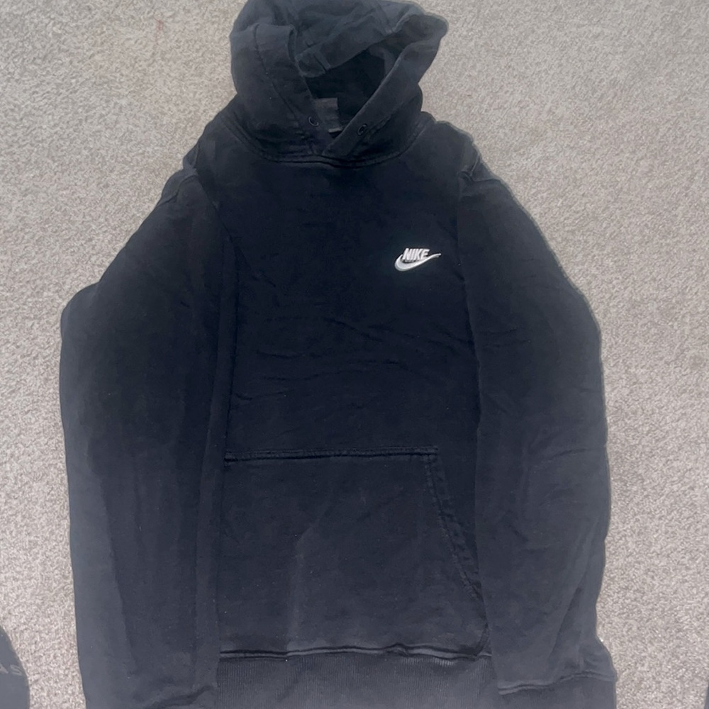 Black Nike hoodie